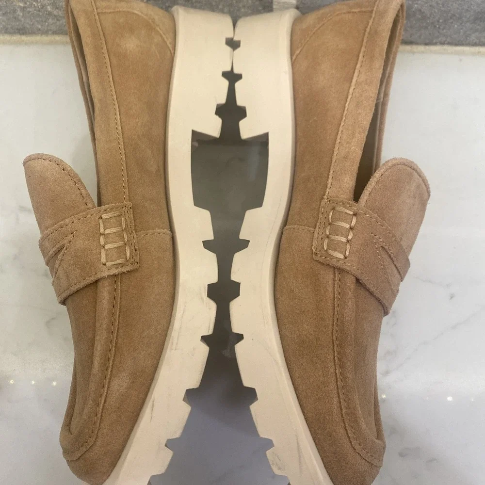 Dolce Vita Elias Chunky Platform Lug Loafer Tan Suede Women's Size 8.5 - Picture 3 of 6